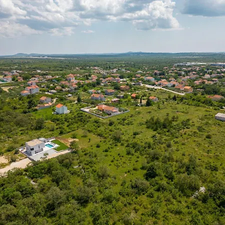 빌라 Rocinante Zadarvillas *