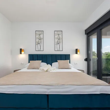 빌라 Rocinante Zadarvillas