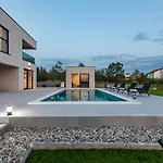 Rocinante Zadarvillas *