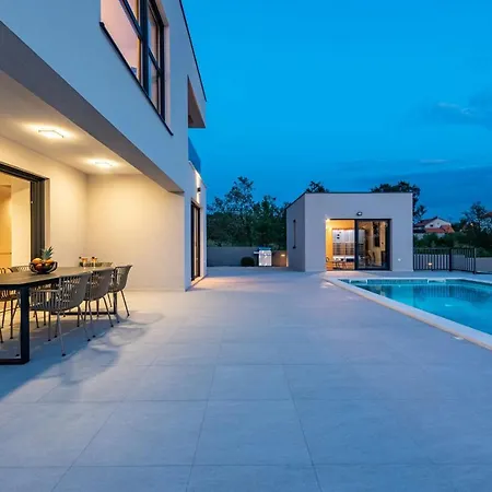 Rocinante Zadarvillas * Murvica