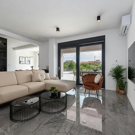 Rocinante Zadarvillas Вилла Murvica (Policnik)